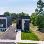 London homes in South London in two newly constructed fourplexes