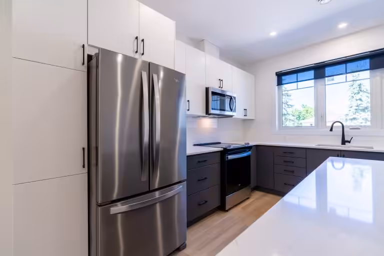 Exeter rental units in a stylish New Triplex in a peaceful quiet street in Exeter