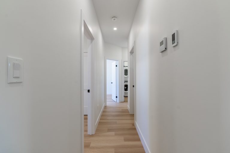Exeter rental units in a stylish New Triplex in a peaceful quiet street in Exeter