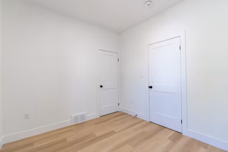 Exeter rental units in a stylish New Triplex in a peaceful quiet street in Exeter