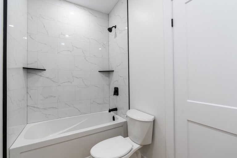 Exeter rental units in a stylish New Triplex in a peaceful quiet street in Exeter