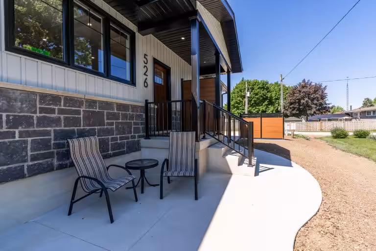 Exeter rental units in a stylish New Triplex in a peaceful quiet street in Exeter
