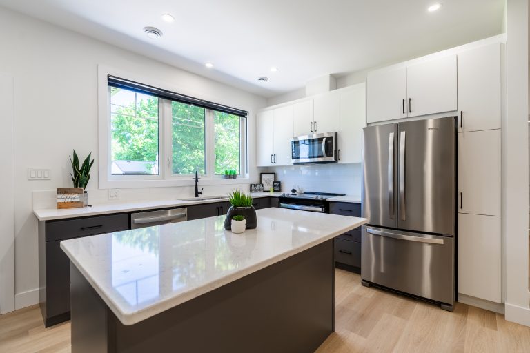 Exeter rental units in a stylish New Triplex in a peaceful quiet street in Exeter