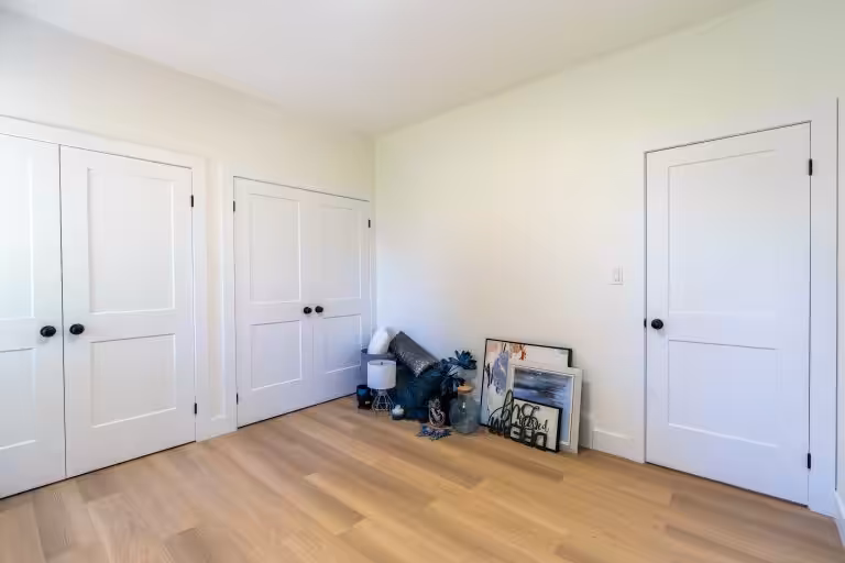 Exeter rental units in a stylish New Triplex in a peaceful quiet street in Exeter