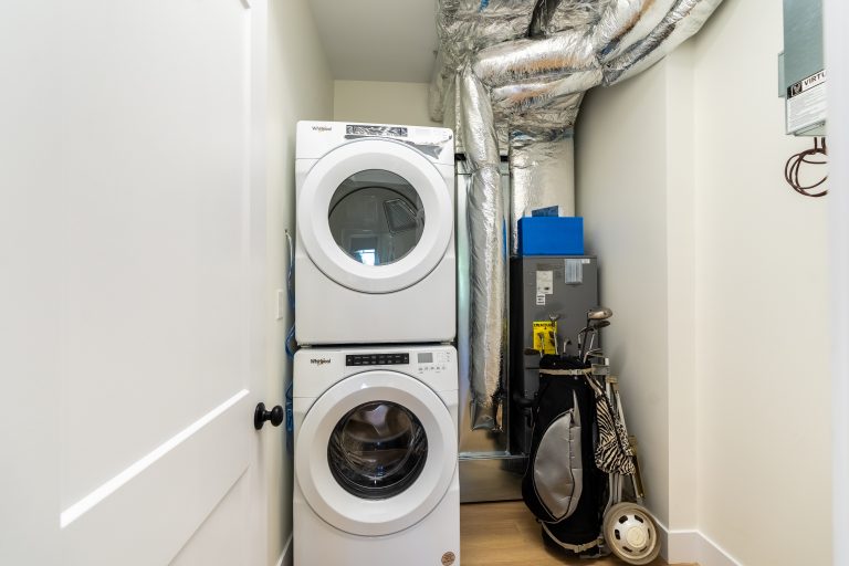 Exeter rental units in a stylish New Triplex in a peaceful quiet street in Exeter