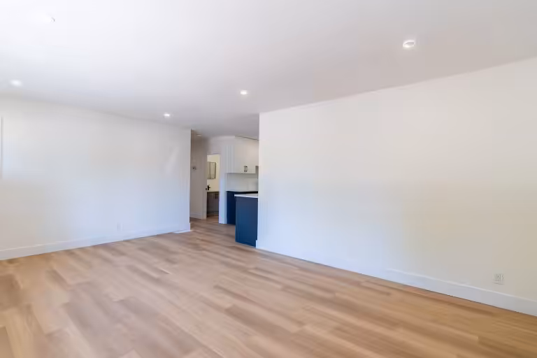 Exeter rental units in a stylish New Triplex in a peaceful quiet street in Exeter