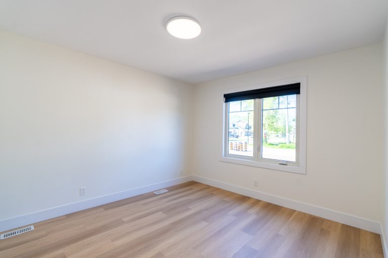 Exeter rental units in a stylish New Triplex in a peaceful quiet street in Exeter