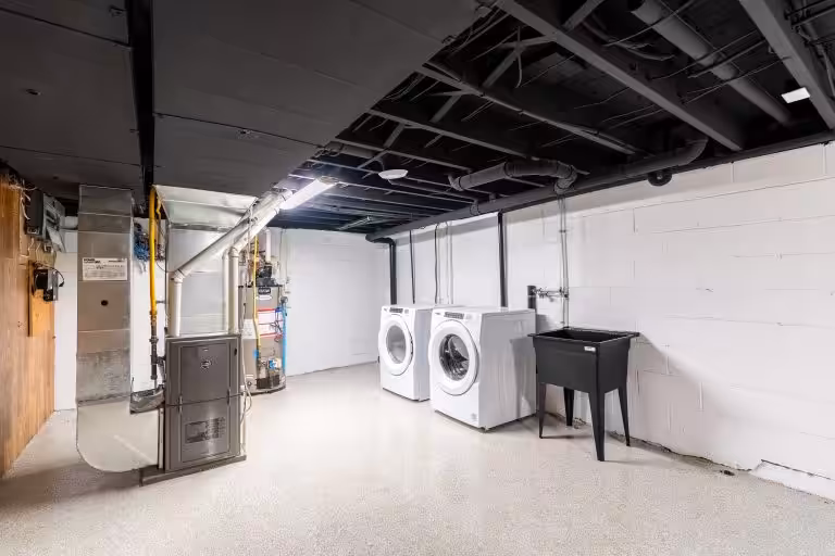 Exeter rental units in a stylish New Triplex in a peaceful quiet street in Exeter