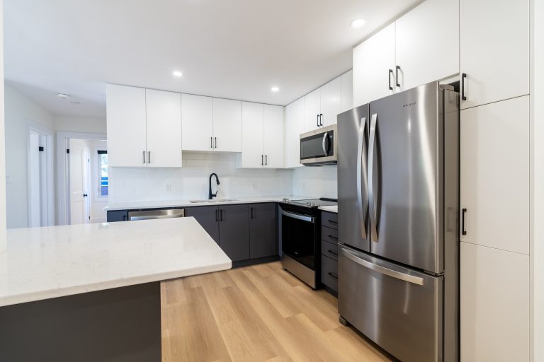 Exeter rental units in a stylish New Triplex in a peaceful quiet street in Exeter